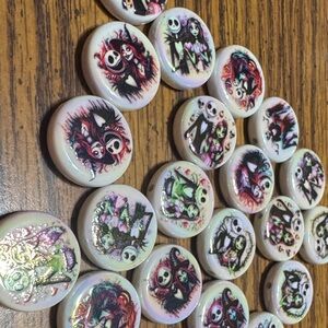 Lot of 10 Nightmare Before Christmas flat luminous beads